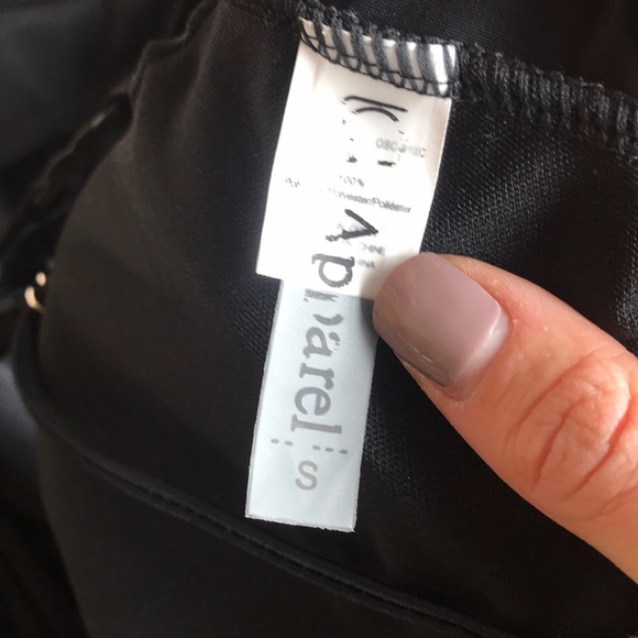 Cupshe Cutout One Piece Bathing Suit - Picture 2 of 3